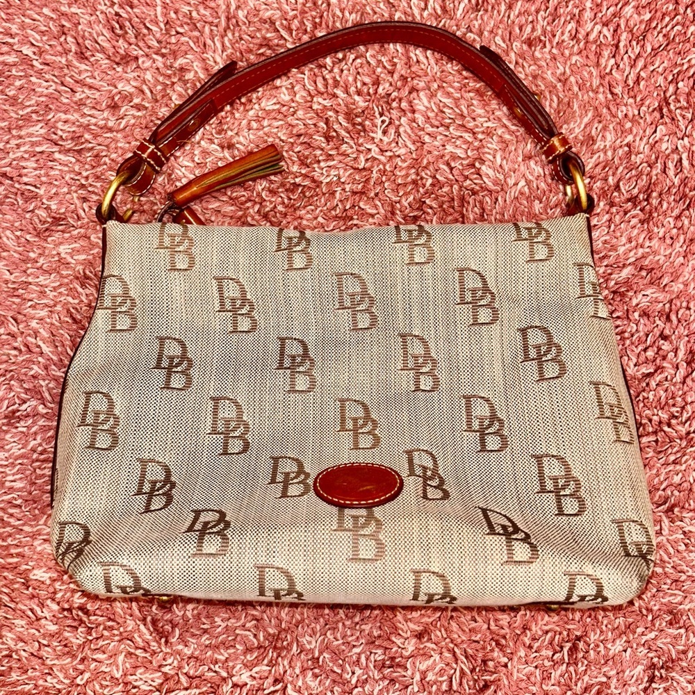 Dooney and Bourke Tulip Tassel Tote Handbag - vintage - big logos - Picture 2 of 13